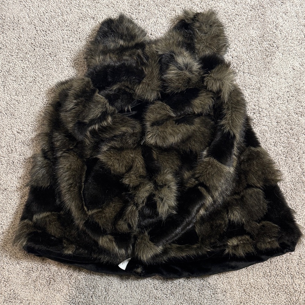 Furrocious Furr Simian Spirit Hood in Bandersnatch